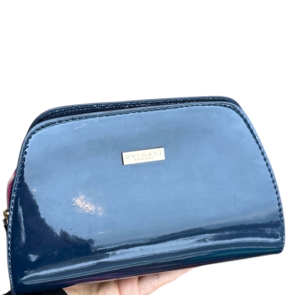 Bvlgari Parfums Navy Blue Patent Cosmetic Bag | Fuchsia Interior